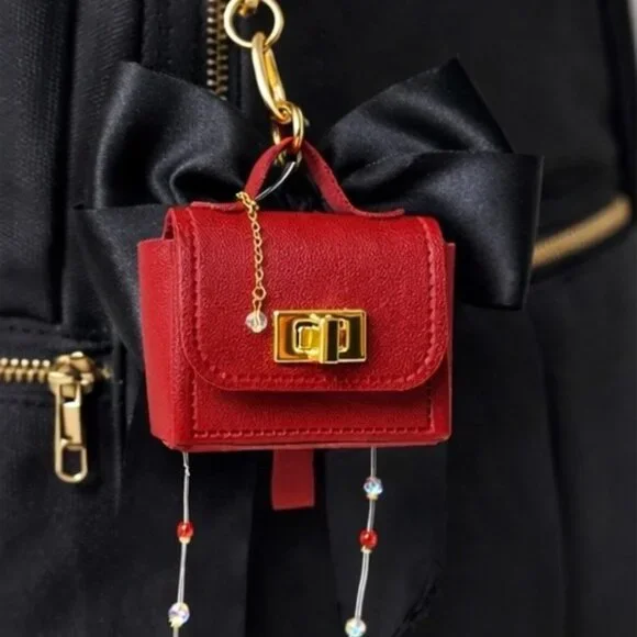 Red Handbag Keychain & Decorative Pen Gift Set – Elegant, Ready to Gift - Picture 3 of 5